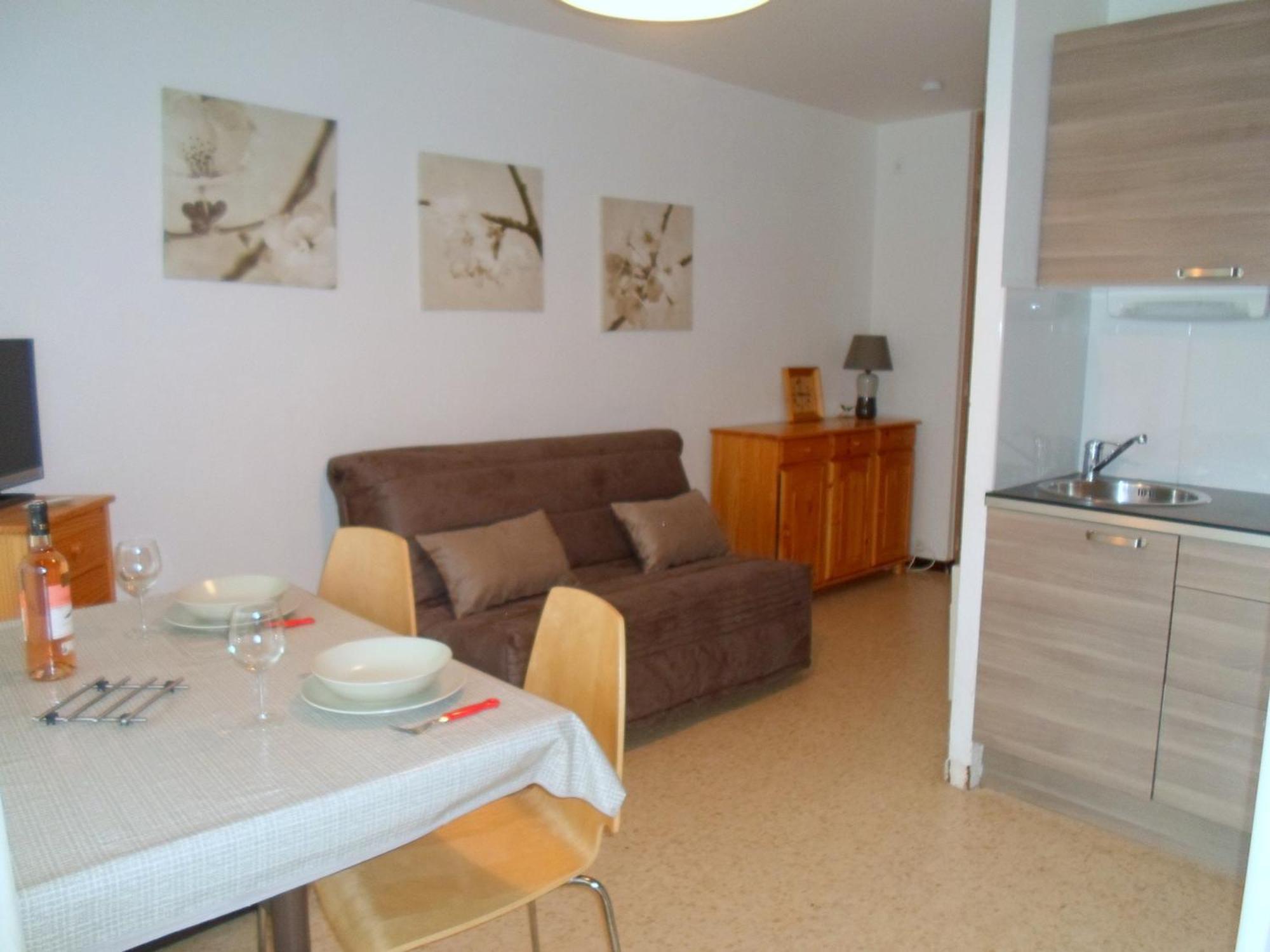 Appartement Avec Terrasse, Climatisation Et Animaux Admis, Proche Des Thermes - Fr-1-503-38 Balaruc-les-Bains Exterior photo