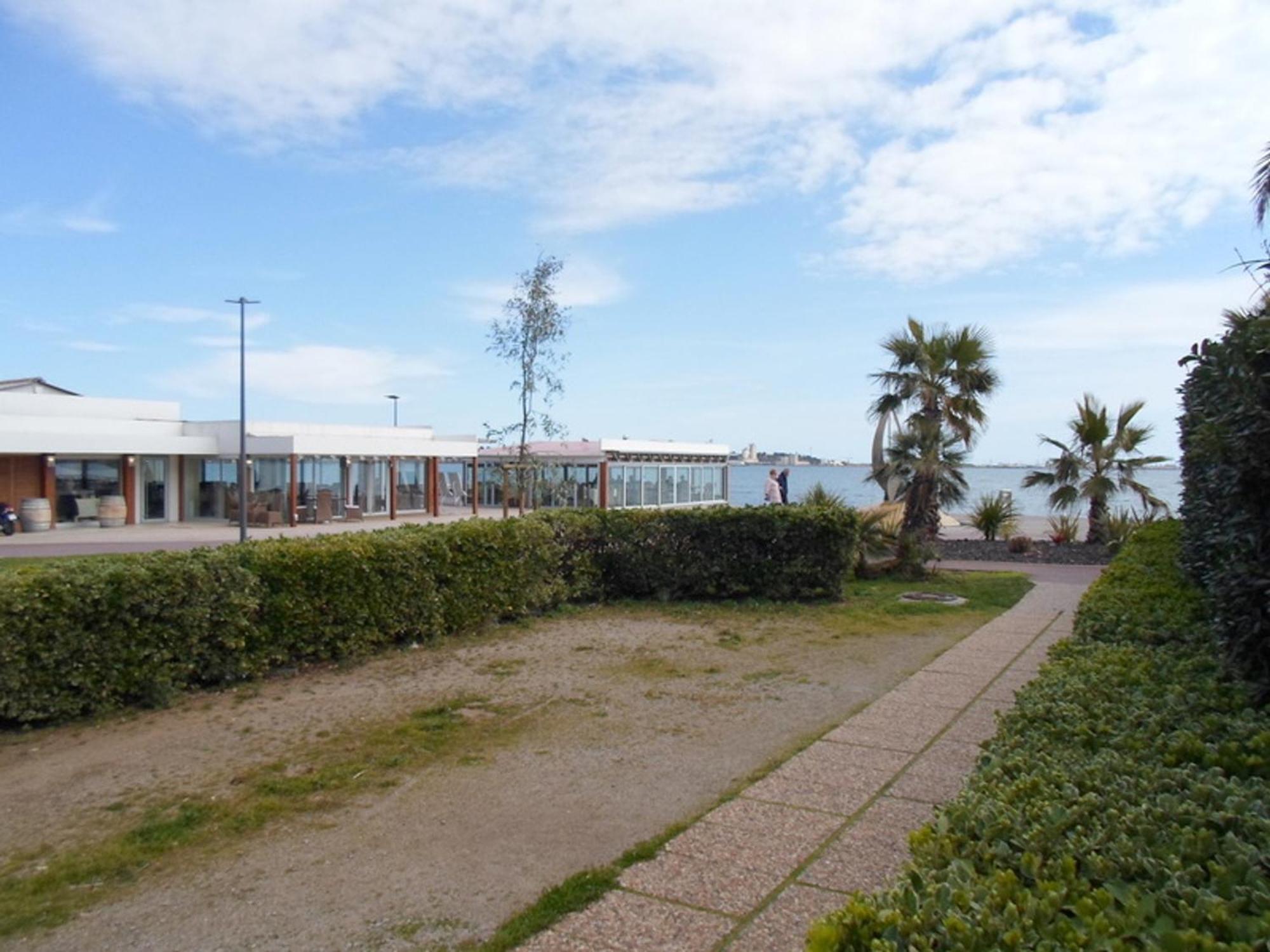 Appartement Avec Terrasse, Climatisation Et Animaux Admis, Proche Des Thermes - Fr-1-503-38 Balaruc-les-Bains Exterior photo